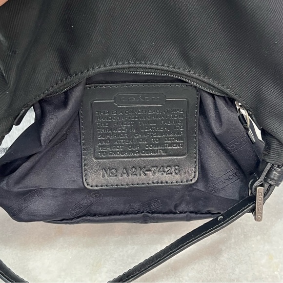 Coach Black Shoulder Bag - Picture 12 of 14